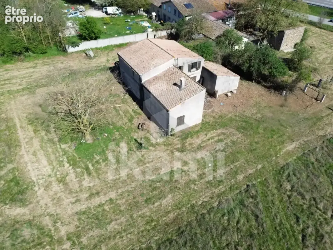 Maison à rénover avec potentiel de valorisation et division possible - photo 4
