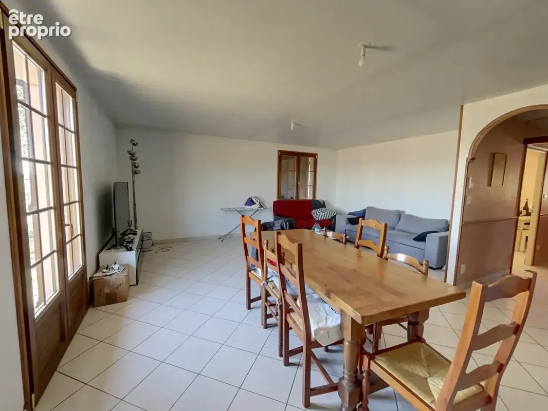 Maison de caractère au cœur de la campagne avec piscine et vaste dépendance - photo 4
