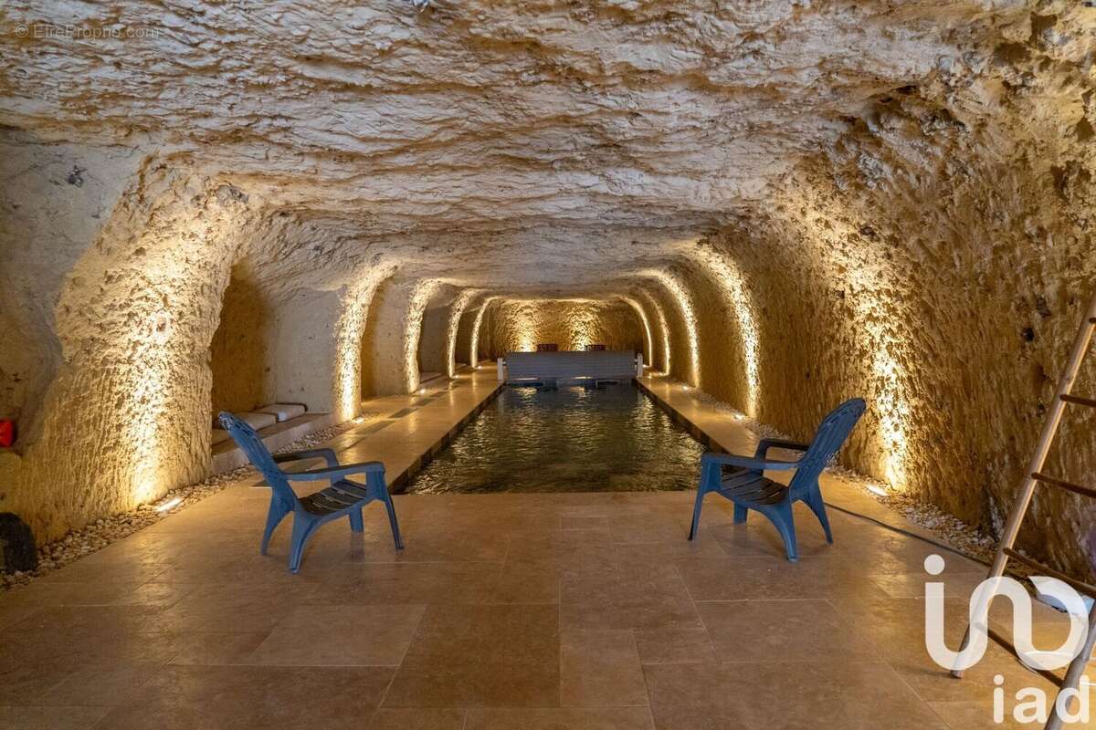 Photo 2 - Maison à ROCHECORBON