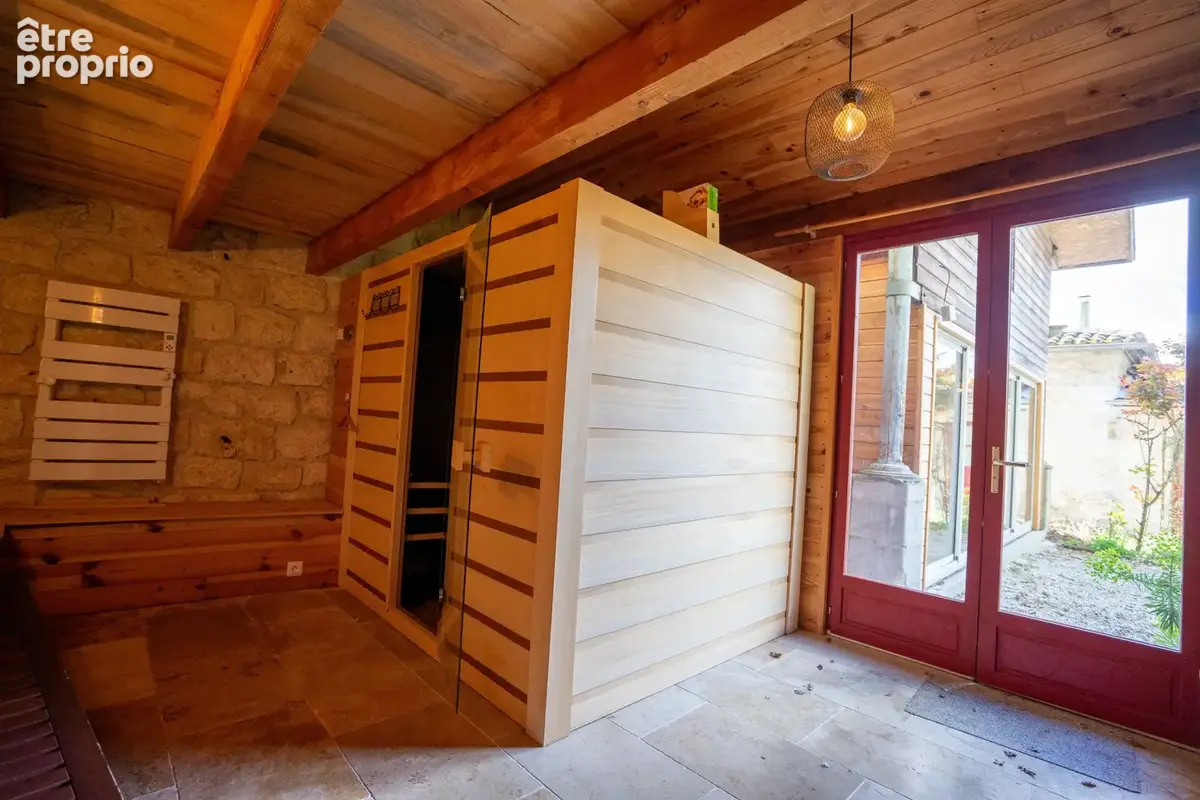 Maison en pierre avec chalet indépendant, sauna et terrain de 1,5 ha   Vue dégagée - photo 25