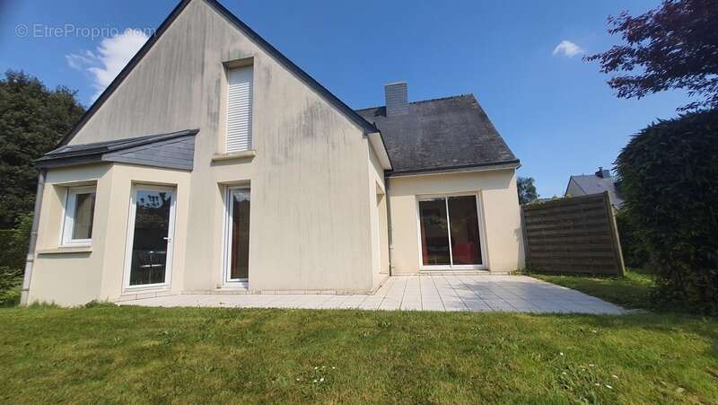 Maison à CHARTRES-DE-BRETAGNE