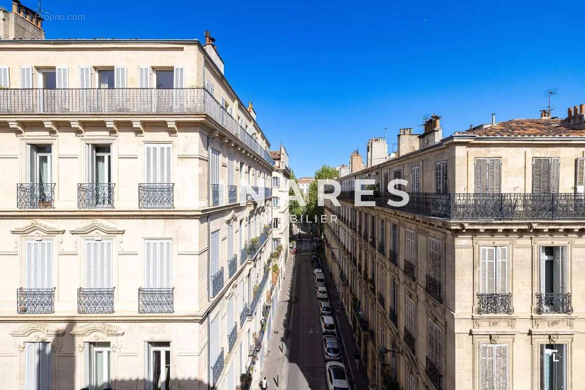 Appartement à MARSEILLE-1E