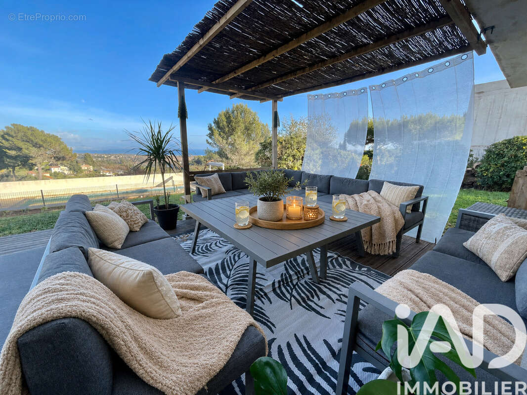 Photo 3 - Maison à ANTIBES