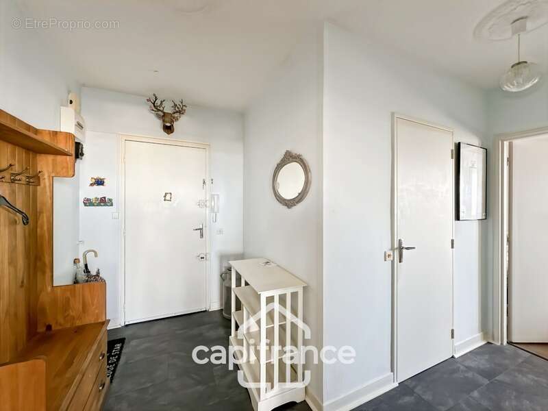 Appartement à vendre, La Rochelle quartier de La Genette, 69m2, 2 Chambres, dernier étage avec ascenseur, cave et parking - photo 7