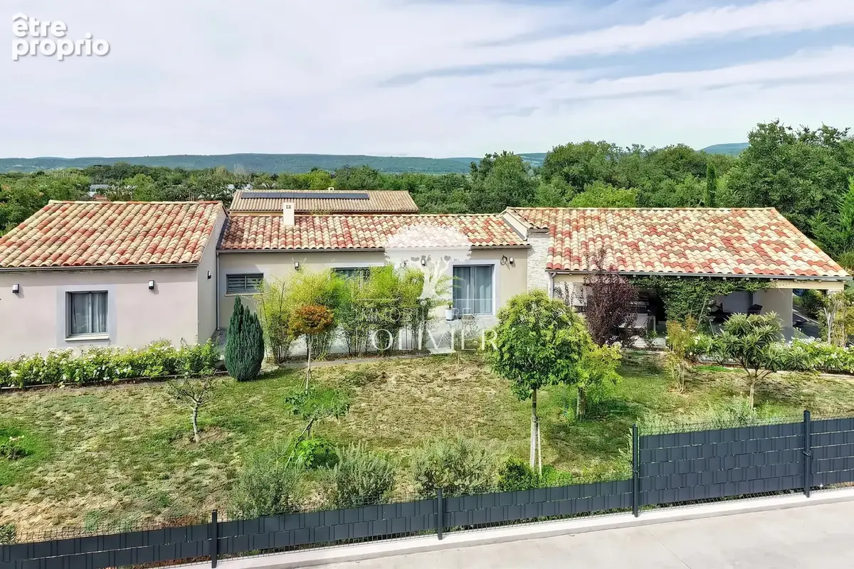 Maison à SAINT-SATURNIN-LES-APT