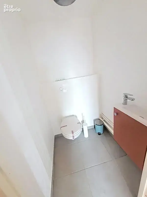 Halluin Appartement récent avec 2 chambres et terrasse 3e et dernier étage - photo 10