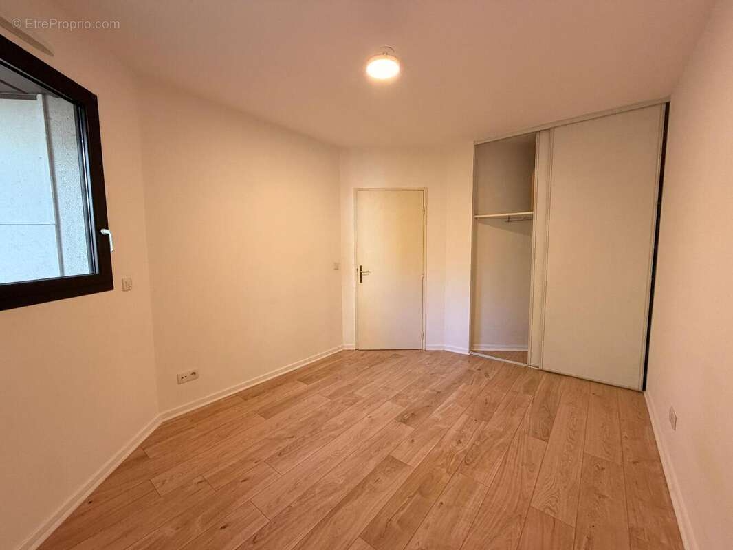   - Appartement à LYON-3E