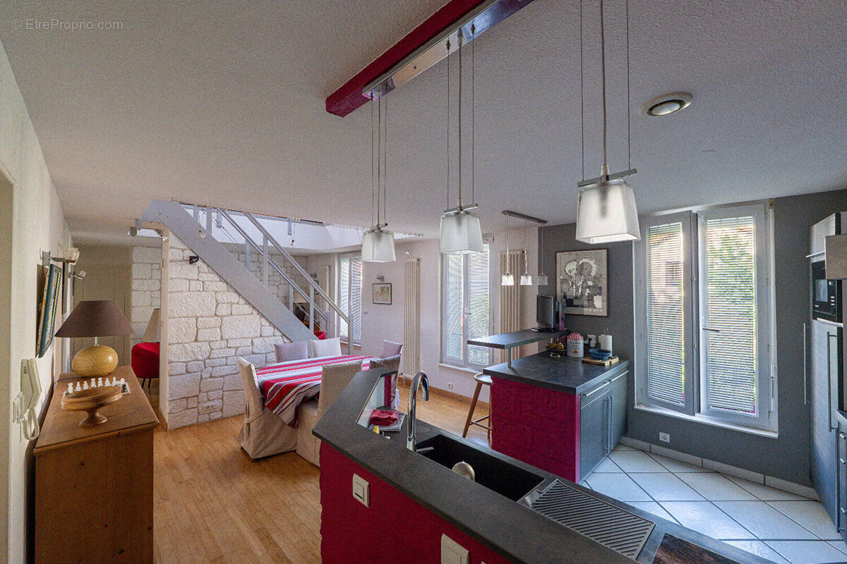 Appartement à CEYRAT