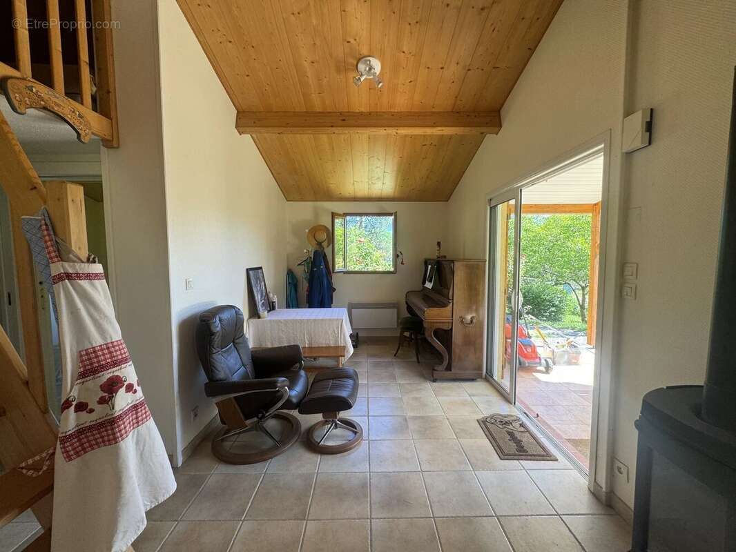 Maison malie de 42 m2 sur 2079 m2 de terrain - photo 10