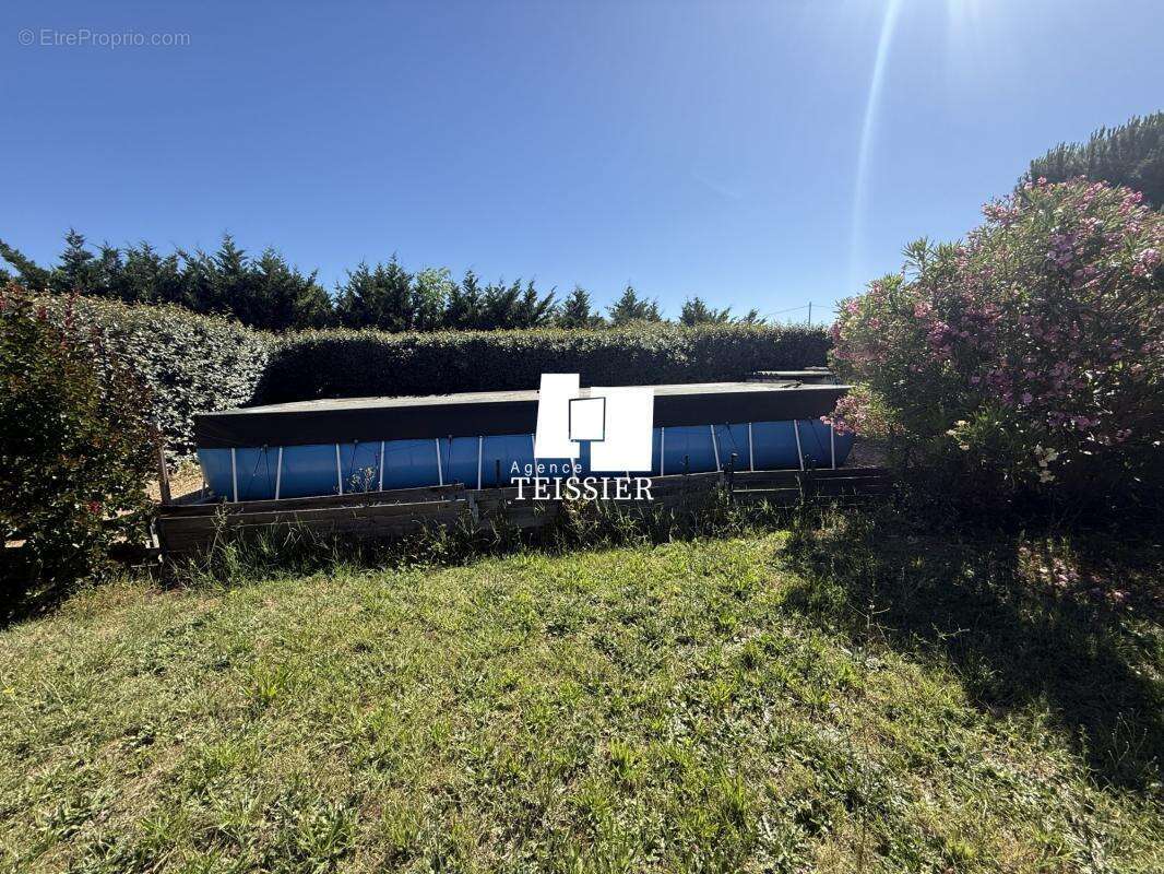Maison à LABLACHERE