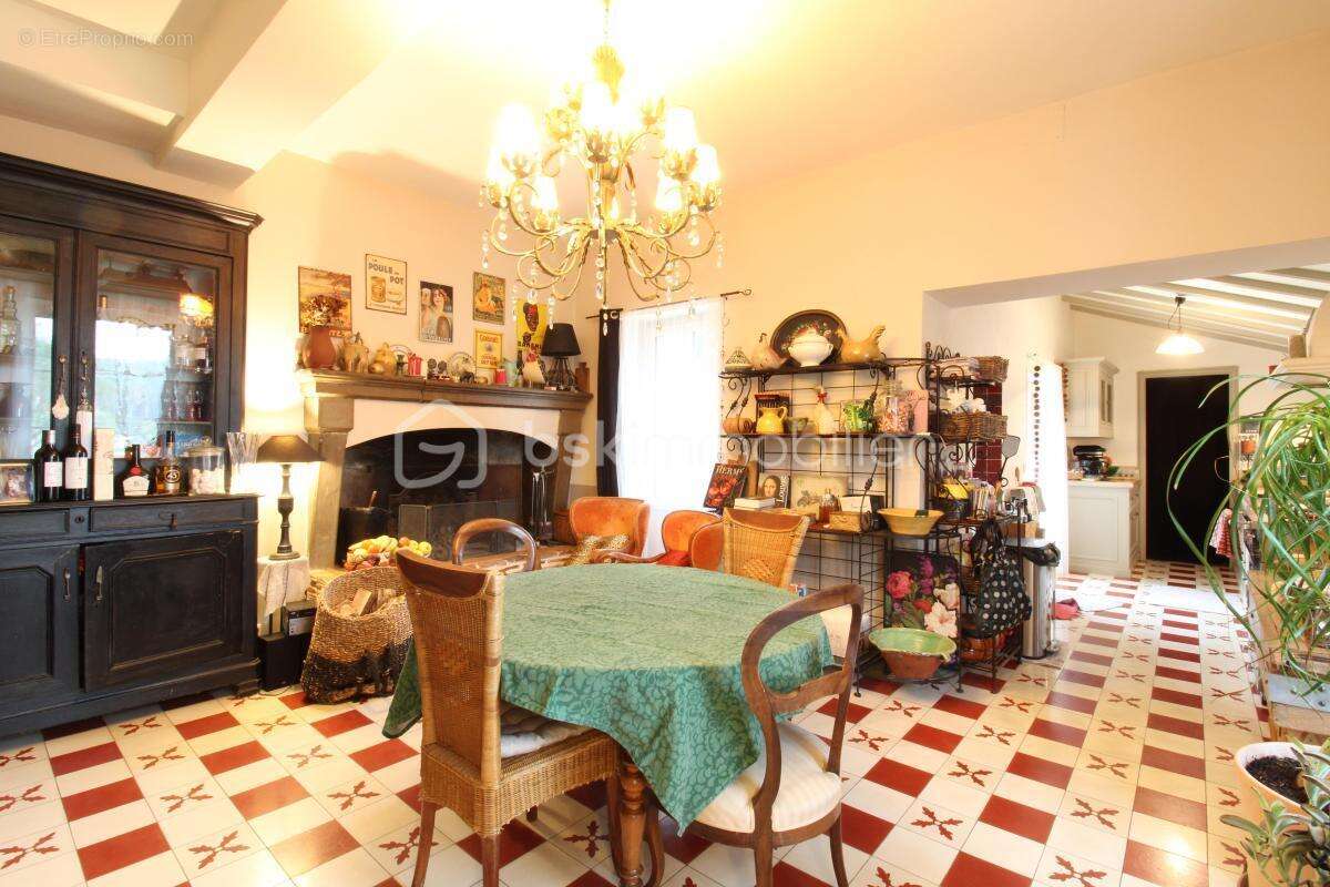 Maison à PEYREHORADE