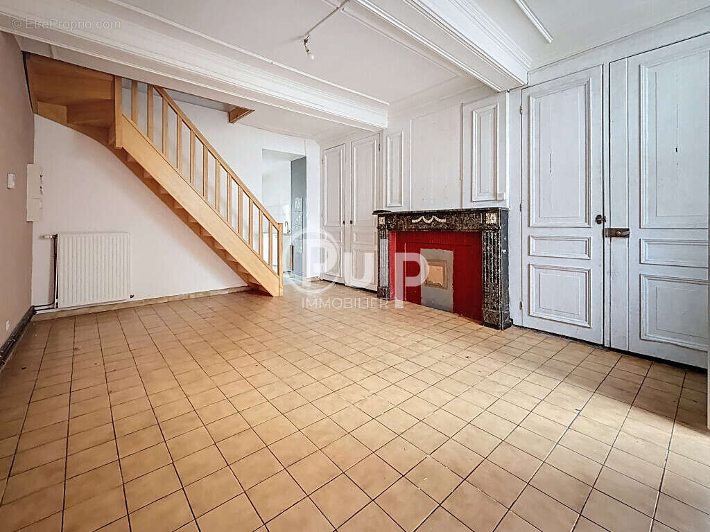 Appartement à AUXI-LE-CHATEAU