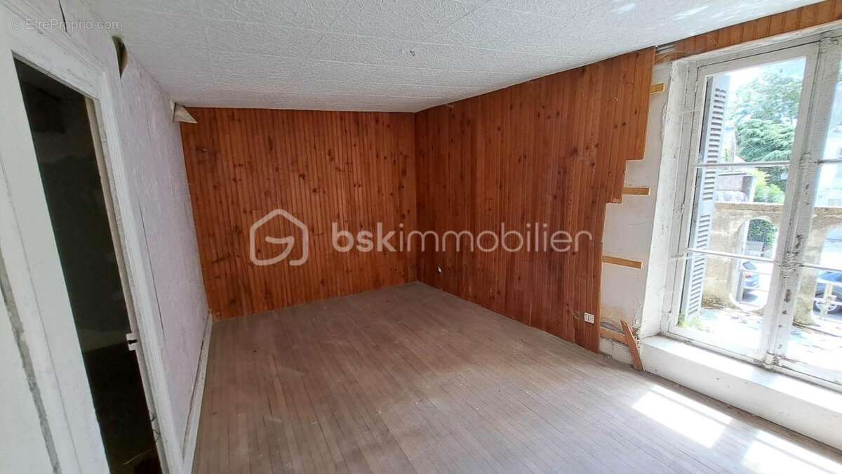 Appartement à CHATEAU-RENAULT