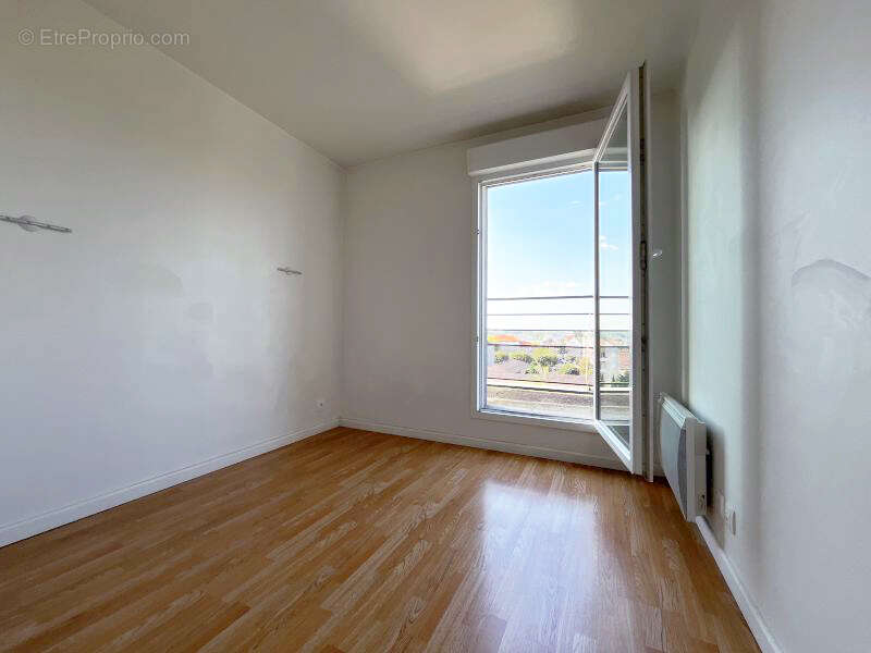 Appartement 77 m² à Quincy-Sous-Senart  - photo 10
