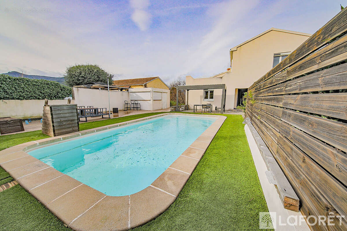 Maison Venzolasca 7 pièce(s) 175 m2 - photo 4