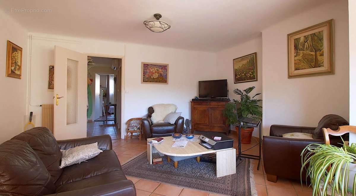 Appartement à DRAGUIGNAN