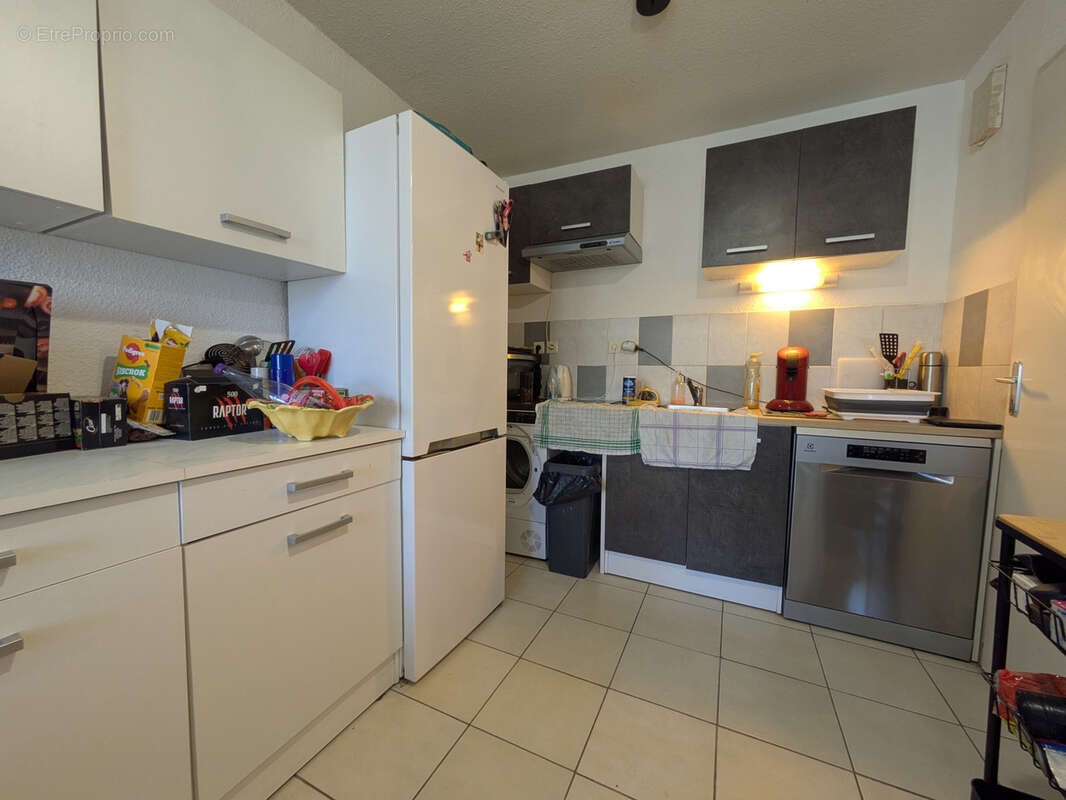 Appartement à BAGNOLS-SUR-CEZE