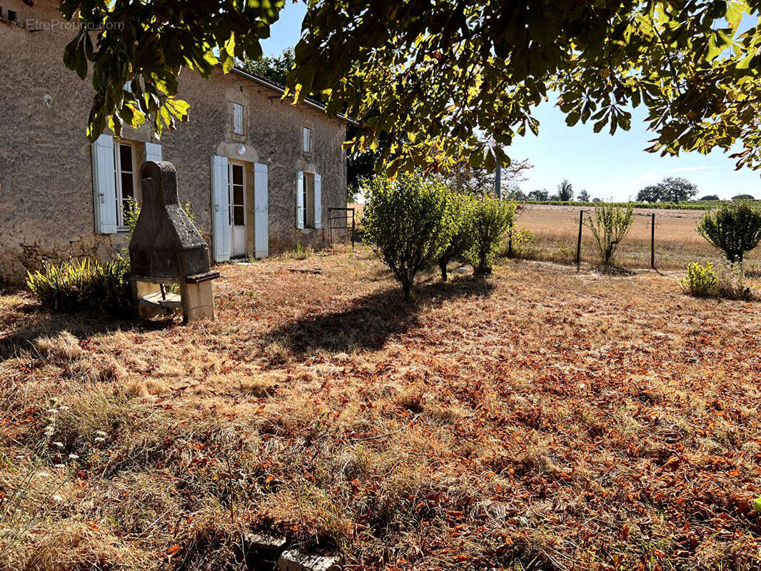 Charmante maison en pierre au calme - photo 2