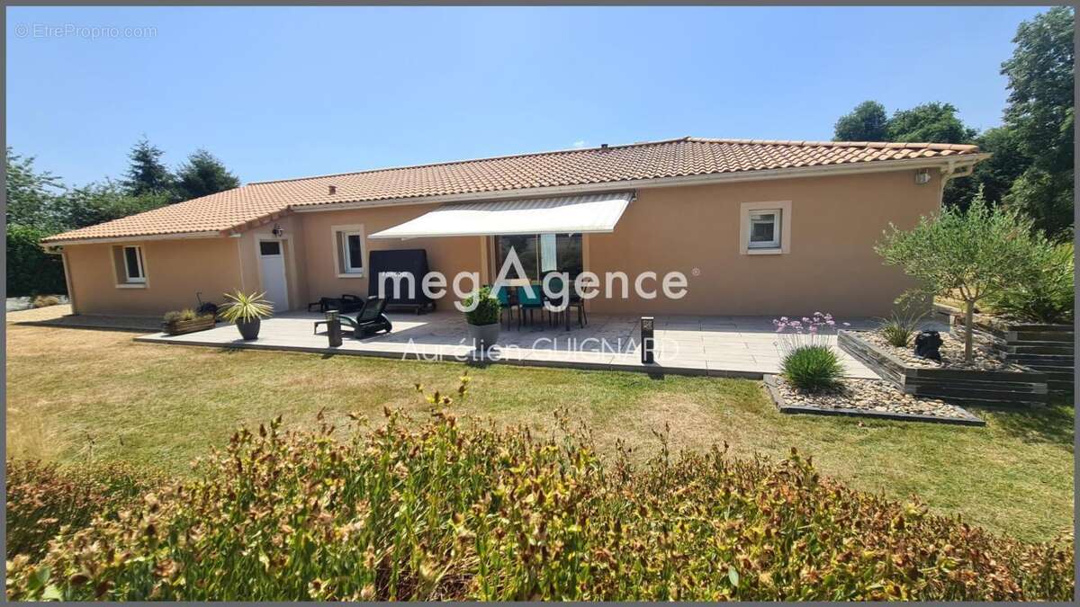 6 Chambres, 1 bureau, double garage, jardin - photo 15