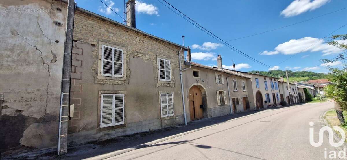 Photo 5 - Maison à LA NEUVEVILLE-SOUS-MONTFORT