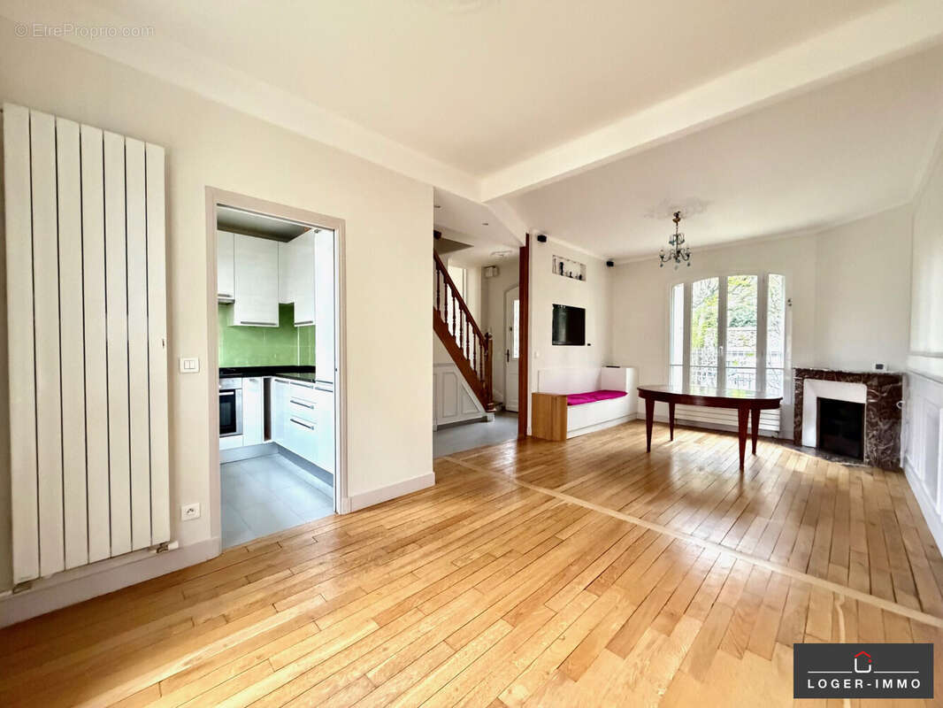 Maison à LE PERREUX-SUR-MARNE