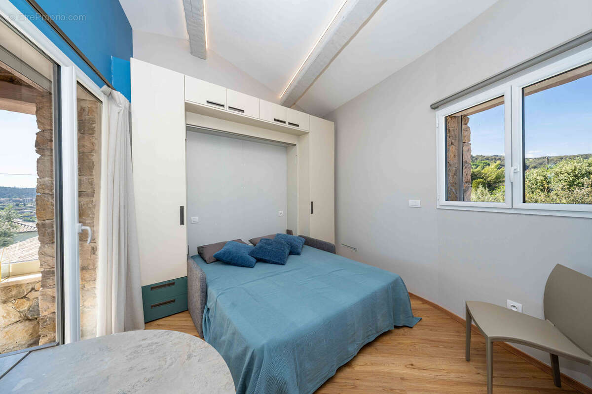 Maison à LA COLLE-SUR-LOUP