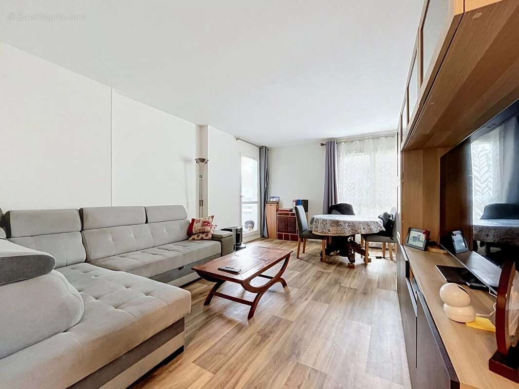 Appartement à BOISSY-SAINT-LEGER