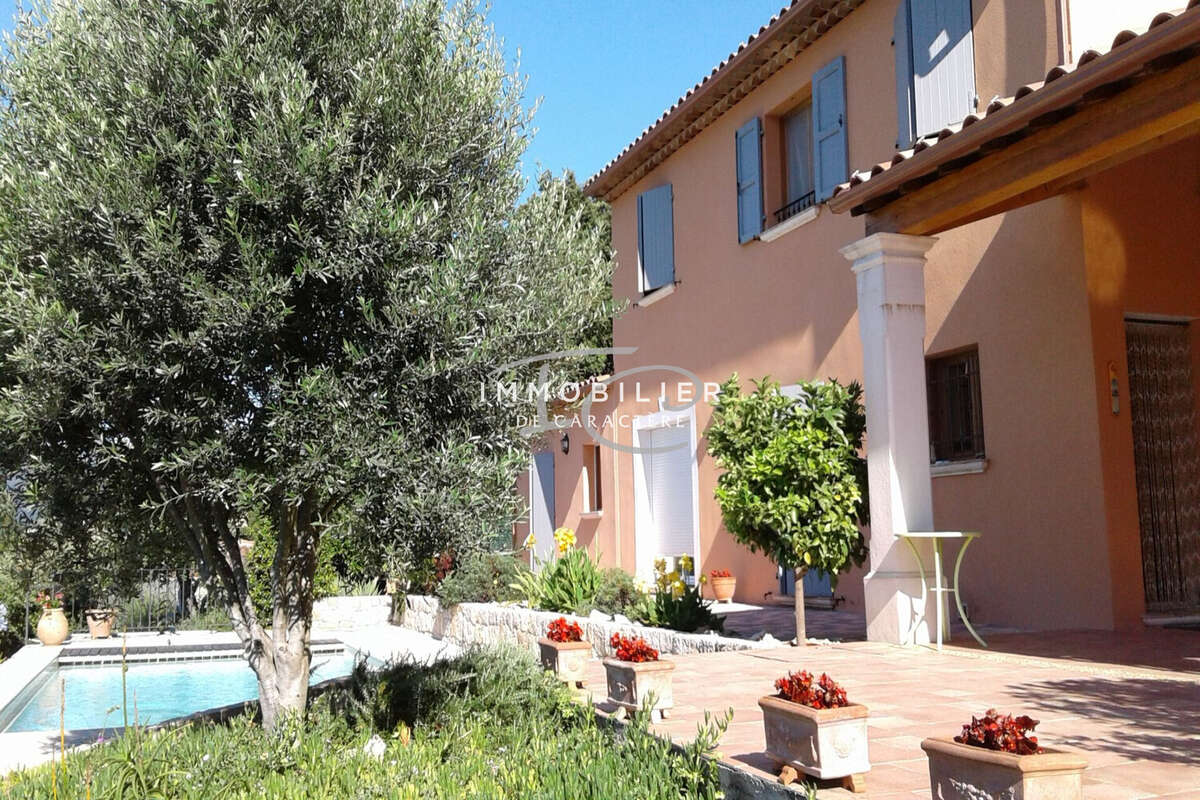 Maison 170 m² à Tourrettes-Sur-Loup  - photo 5