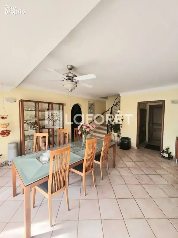 Maison 5 chambres 171 m² avec dépendance 80 m² - photo 7