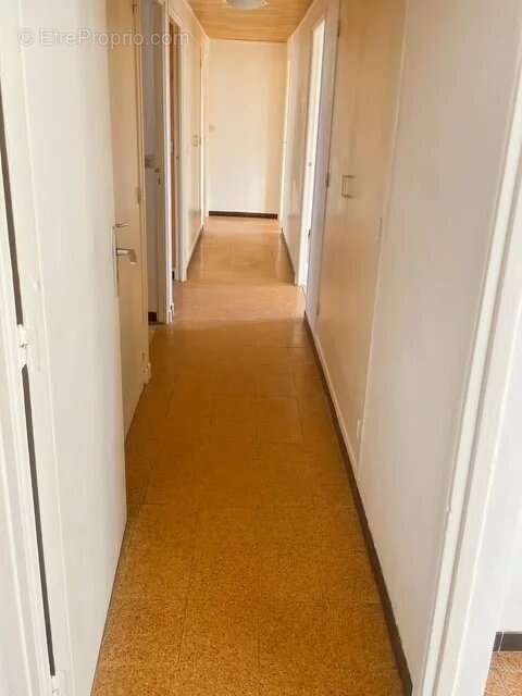 Appartement à SALON-DE-PROVENCE