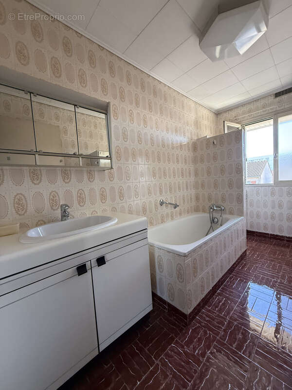 Maison à LE BLANC-MESNIL