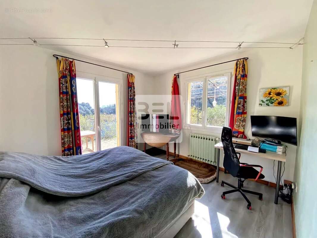 Maison à JONQUERETTES