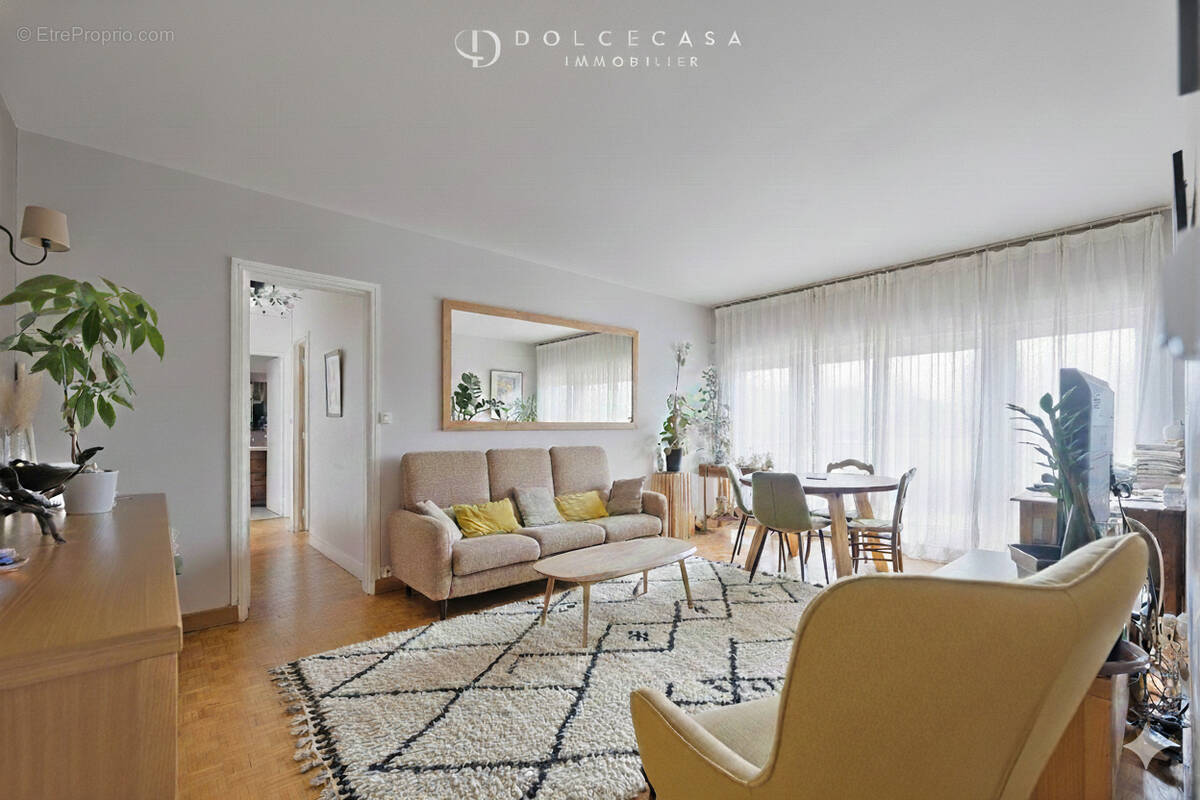 Appartement à LE PERREUX-SUR-MARNE