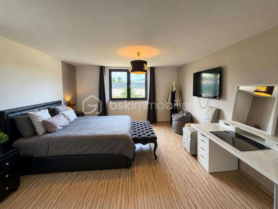Maison 145 m² à Forbach  - photo 6