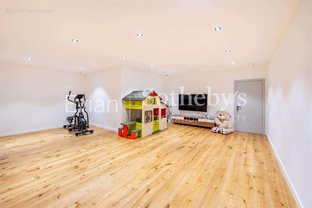Vente Villa contemporaine à Neuveclle avec vue lac - photo 10
