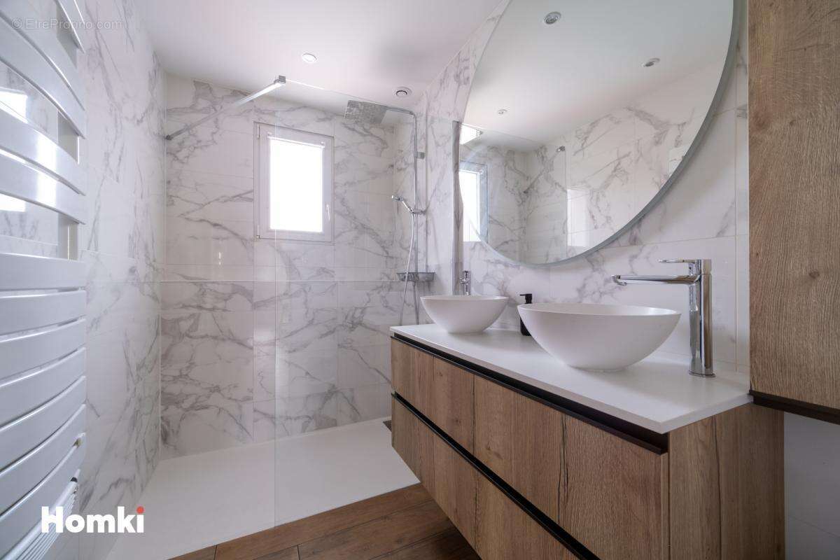 Maison à BRUGUIERES