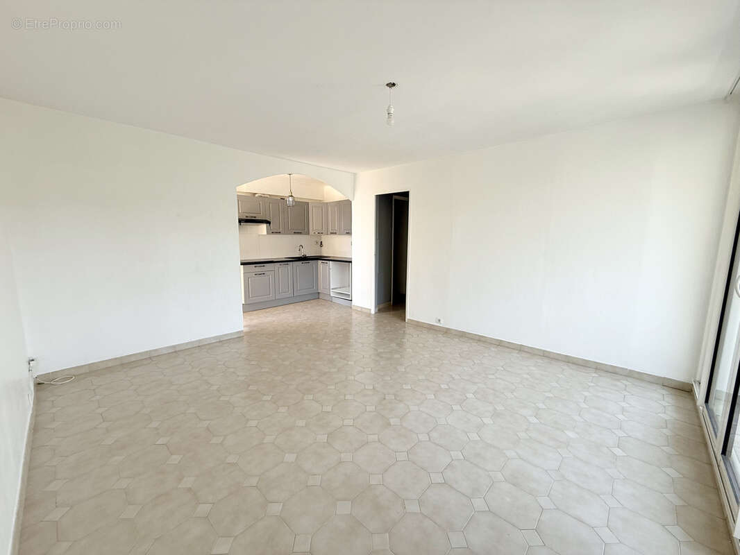 Appartement à MARSEILLE-10E