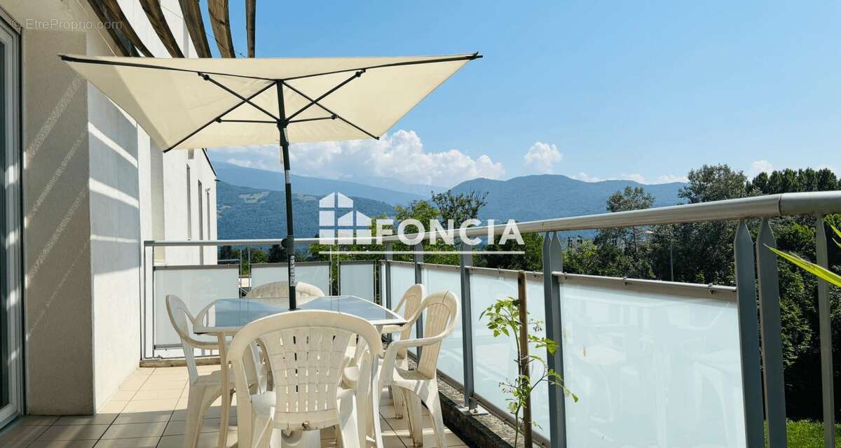 Appartement à MEYLAN