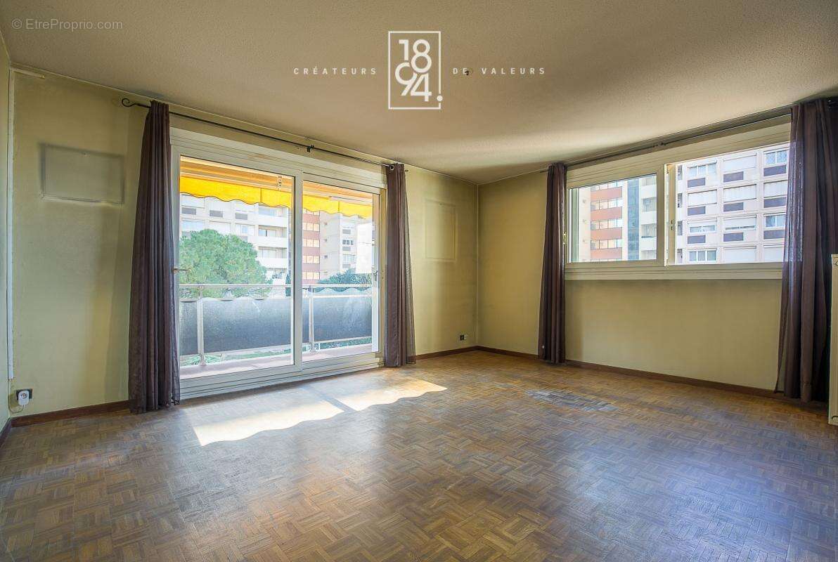 Appartement à MARSEILLE-10E