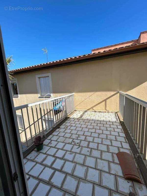 Appartement à CANDILLARGUES