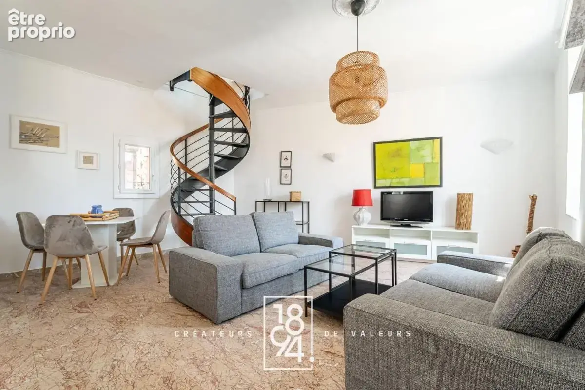 Duplex cassis 13260- au cœur du village- à 1 minute du port - photo 2