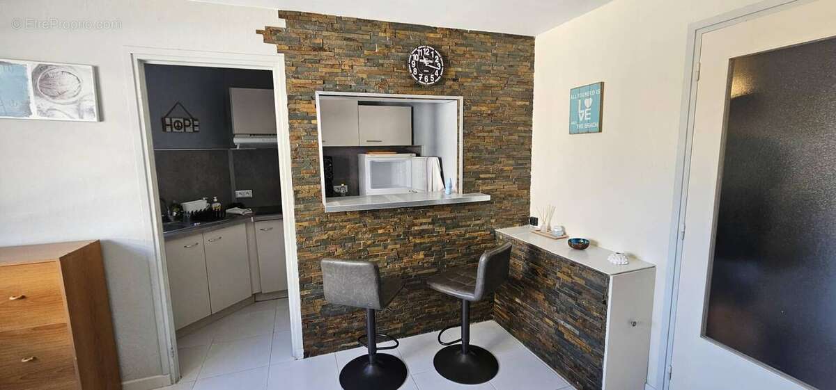 Studio à 2 pas de la plage à Boulouris 83 - photo 3