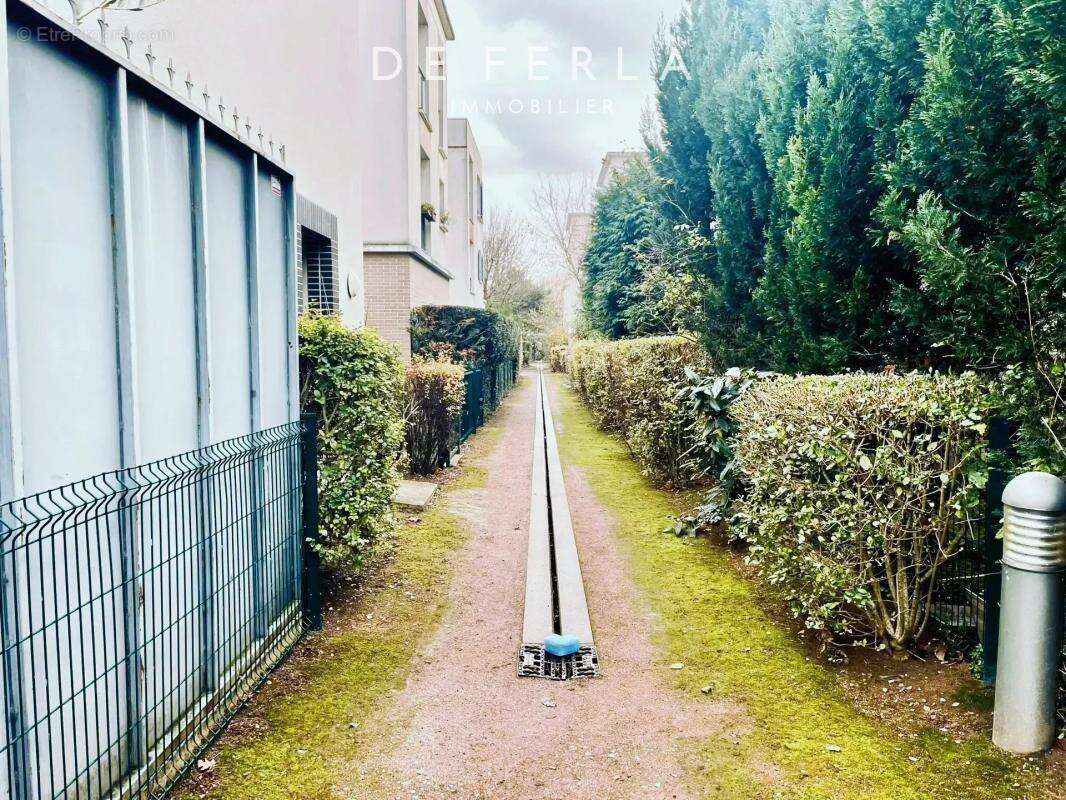 Appartement à STAINS