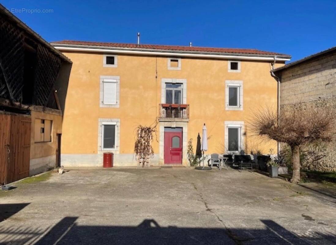 Photo 1 - Maison à MARTRES-DE-RIVIERE