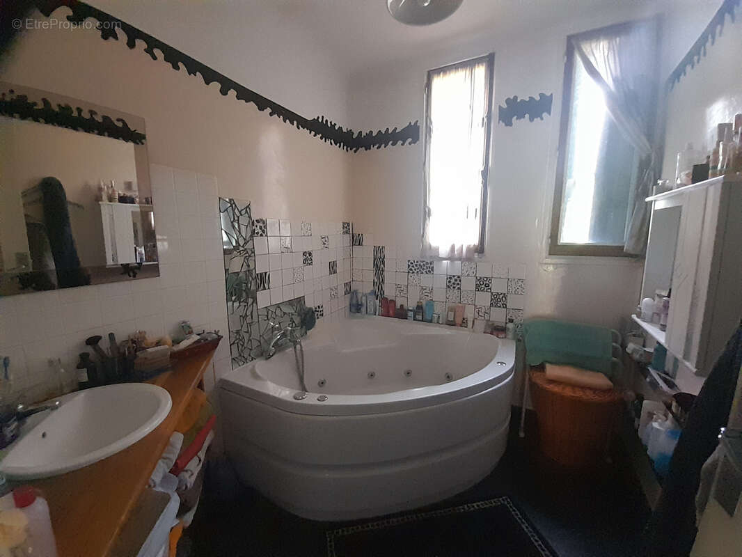 /EXCLUSIVITÉ/ Grande Propriété meublée à Châtillon-en-Diois (Drôme) - photo 6