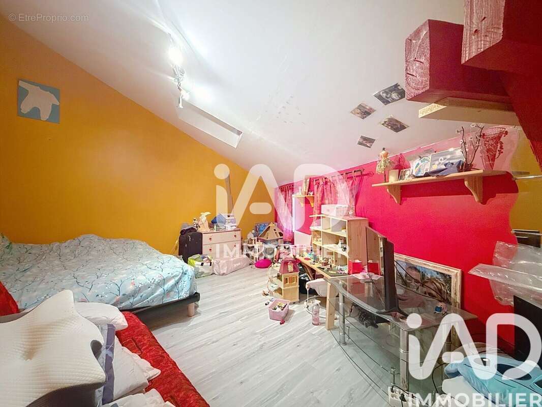 Maison 143 m² à Clermont-En-Argonne  - photo 8