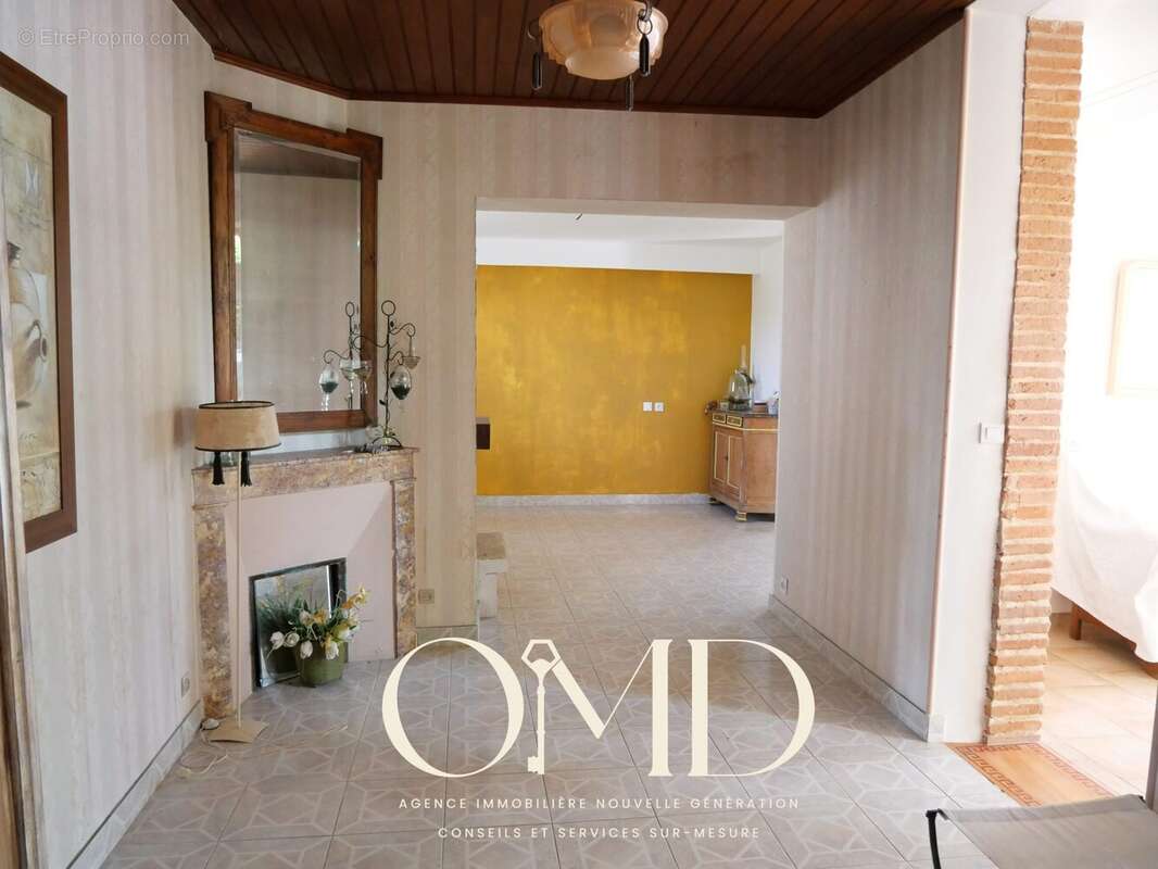 Maison à MONTESQUIEU-VOLVESTRE