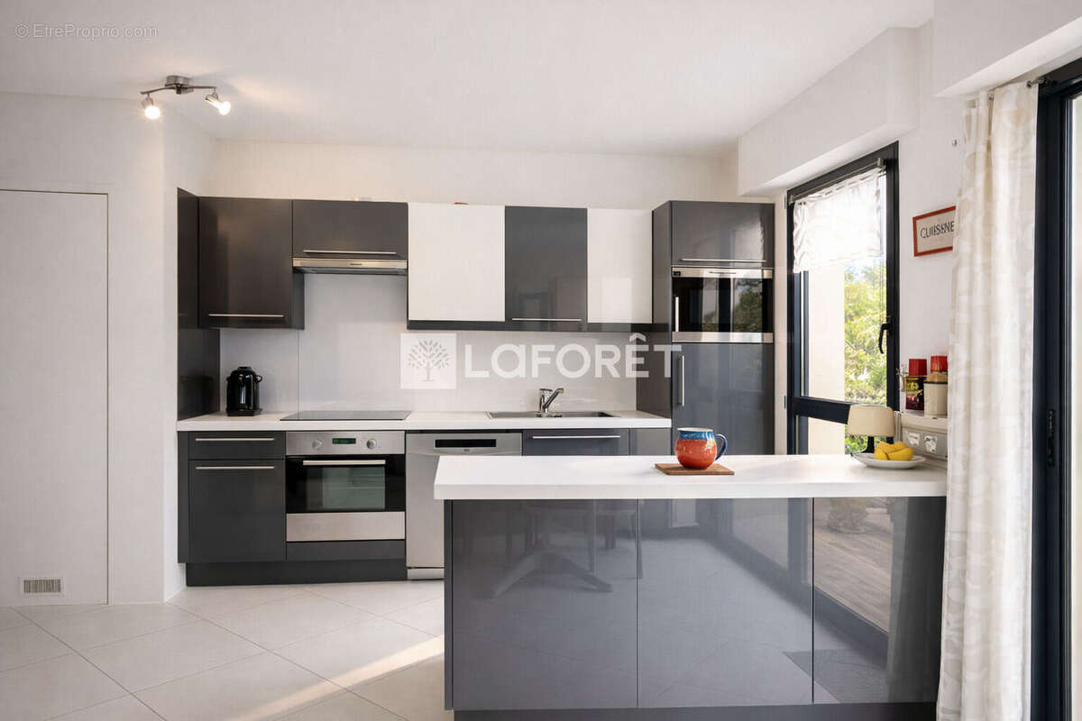 Appartement à VALBONNE