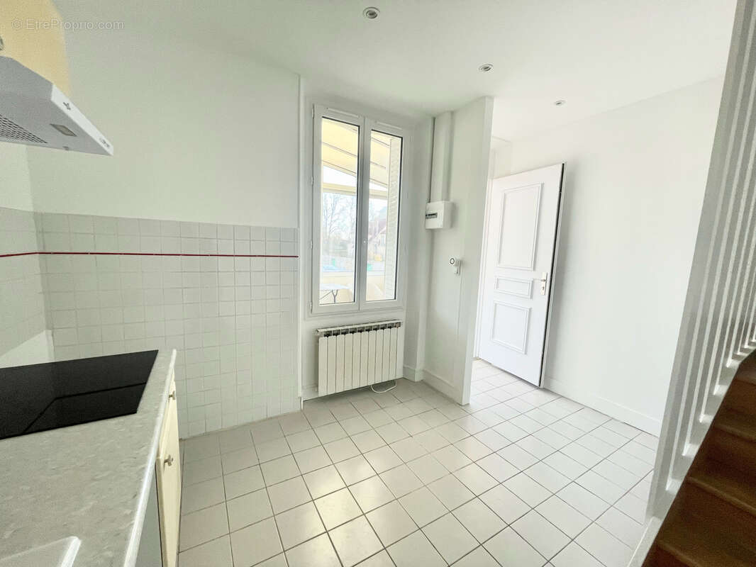 Appartement à MOISSY-CRAMAYEL