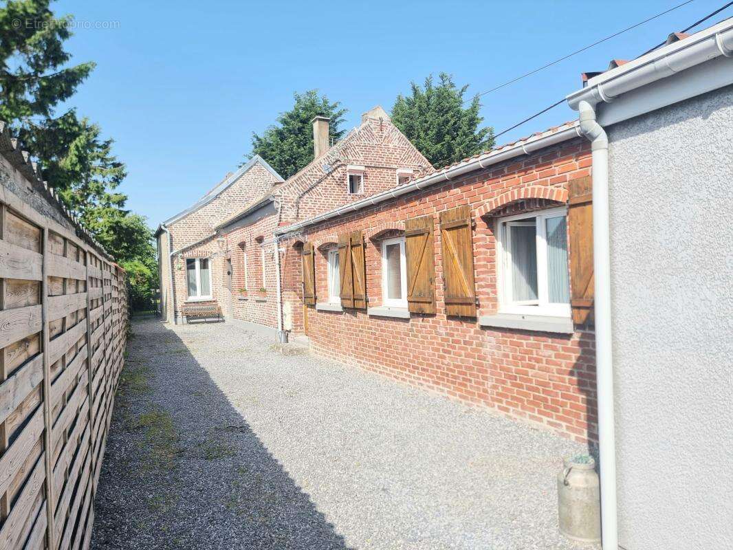 Maison à MARETZ